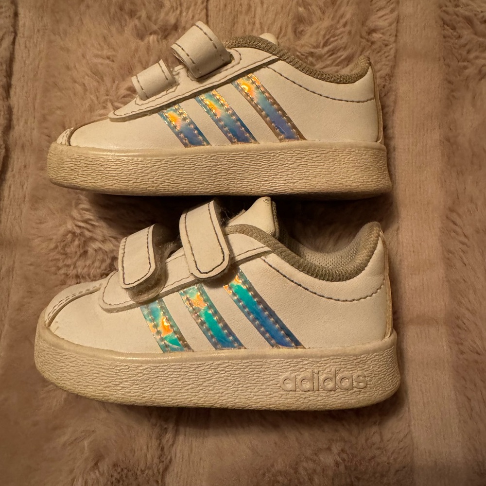 adidas Toddler White Sneakers with Holographic Blue-Green Stripes